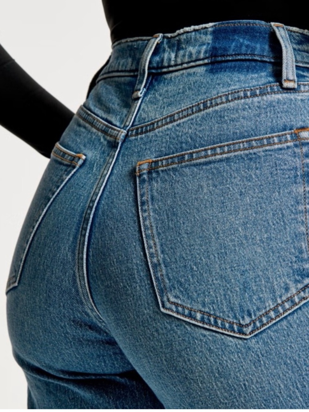 Abercrombie & Fitch 90’s Straight Ultra High Rise Curve Love Blue Jeans  28 6S